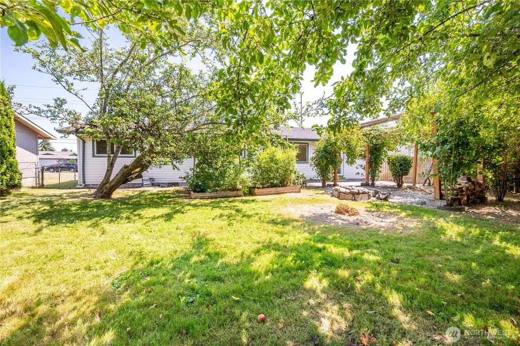 1703 33rd Avenue Longview WA 98632
