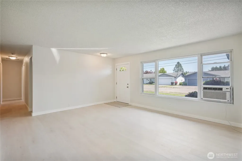 1703 33rd Avenue Longview WA 98632