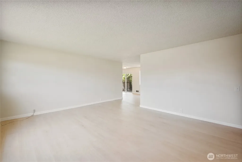 1703 33rd Avenue Longview WA 98632