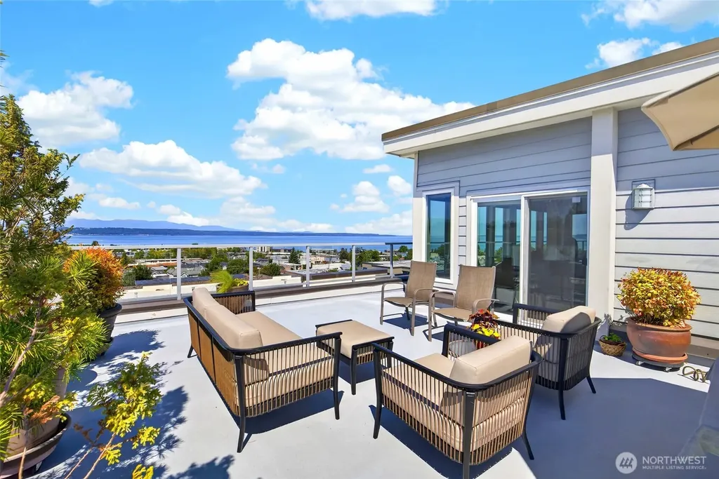 555 Alder Street Edmonds WA 98020