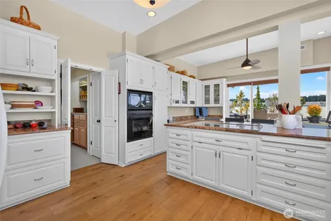 555 Alder Street Edmonds WA 98020