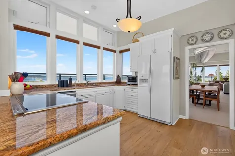 555 Alder Street Edmonds WA 98020