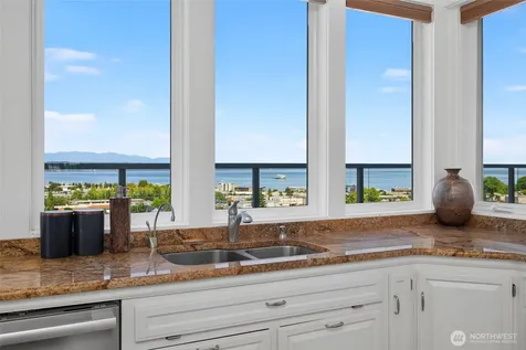 555 Alder Street Edmonds WA 98020