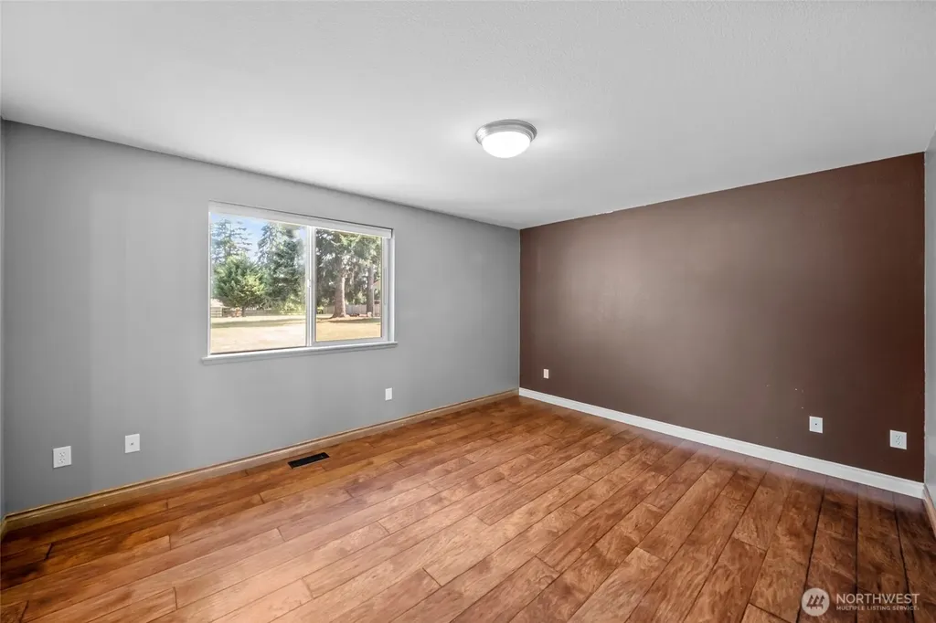 5921 184th Lane SW Rochester WA 98579
