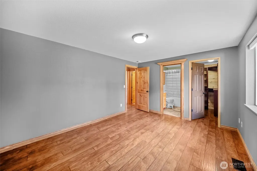 5921 184th Lane SW Rochester WA 98579