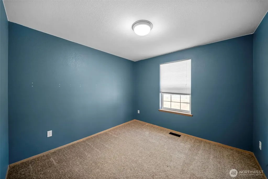 5921 184th Lane SW Rochester WA 98579