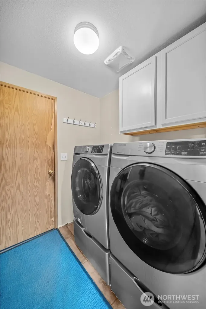 5921 184th Lane SW Rochester WA 98579