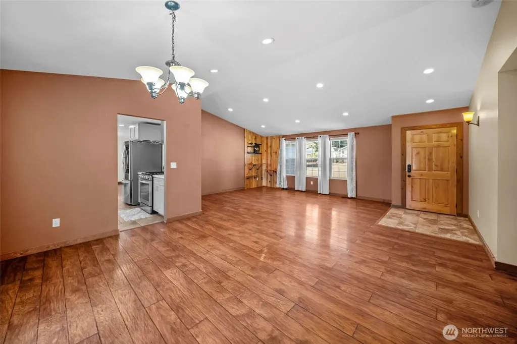 5921 184th Lane SW Rochester WA 98579