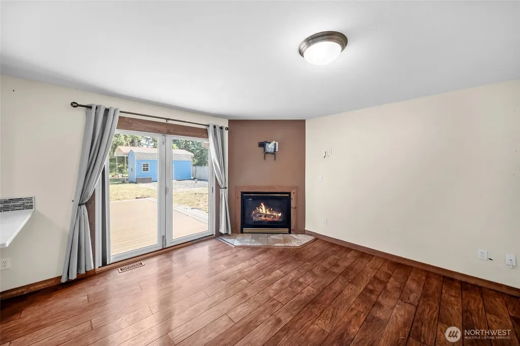 5921 184th Lane SW Rochester WA 98579