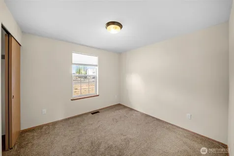 5921 184th Lane SW Rochester WA 98579