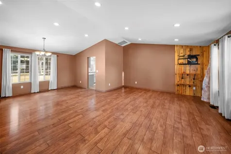 5921 184th Lane SW Rochester WA 98579