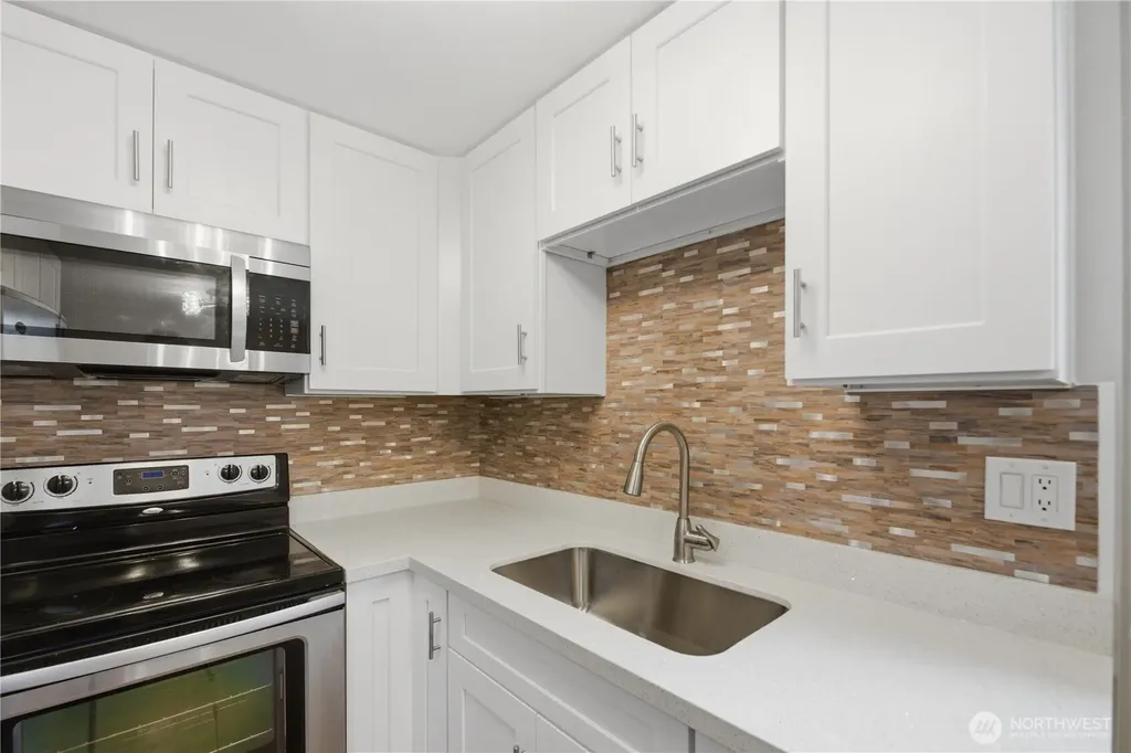 4324 Phinney Avenue N Seattle WA 98103