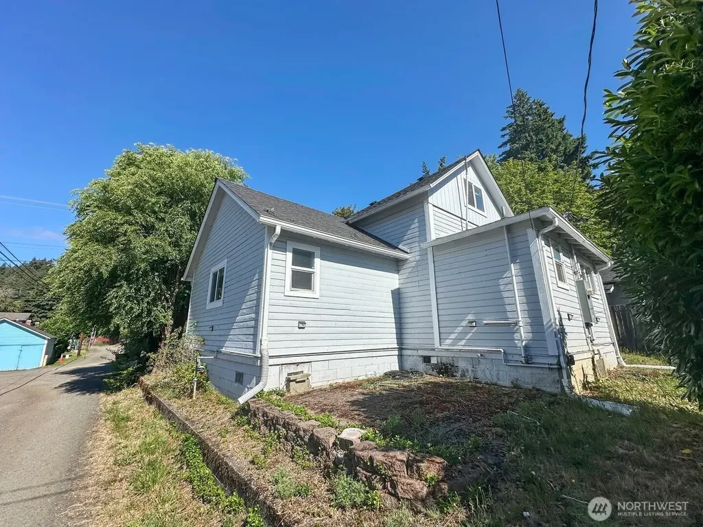 416 N 8th Street Shelton WA 98584