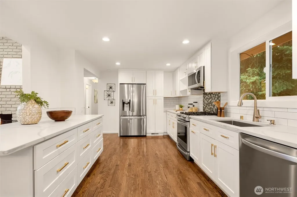 12510 SE 48th Place Bellevue WA 98006