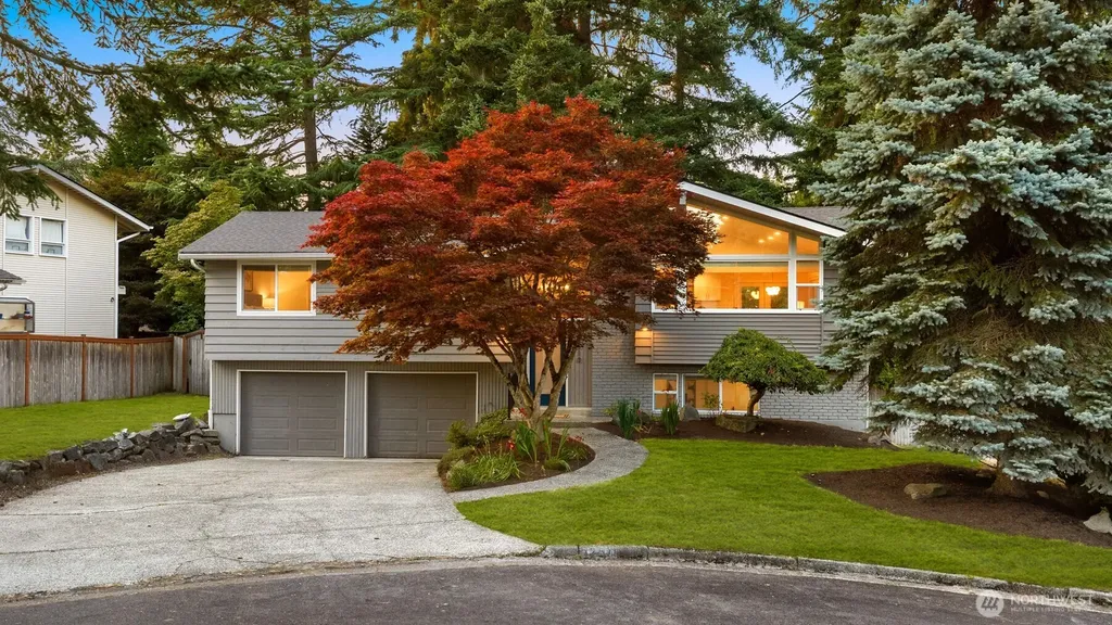 12510 SE 48th Place Bellevue WA 98006