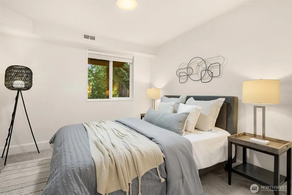 12510 SE 48th Place Bellevue WA 98006