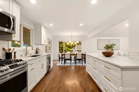 12510 SE 48th Place Bellevue WA 98006