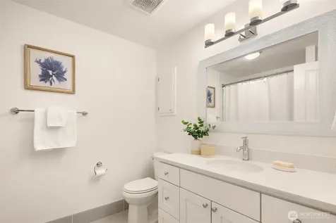 12510 SE 48th Place Bellevue WA 98006
