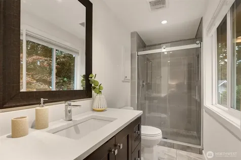 12510 SE 48th Place Bellevue WA 98006