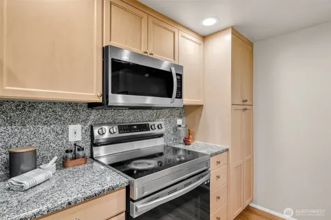 25235 SE Klahanie Boulevard Sammamish WA 98029