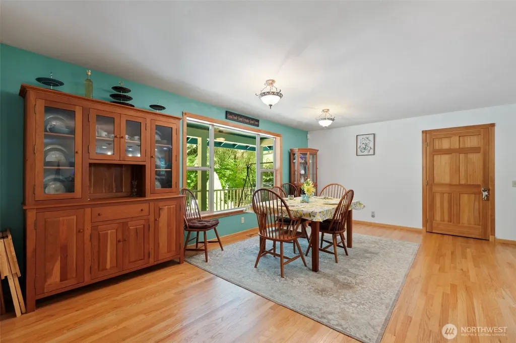 5716 Gahs Road S Roy WA 98580