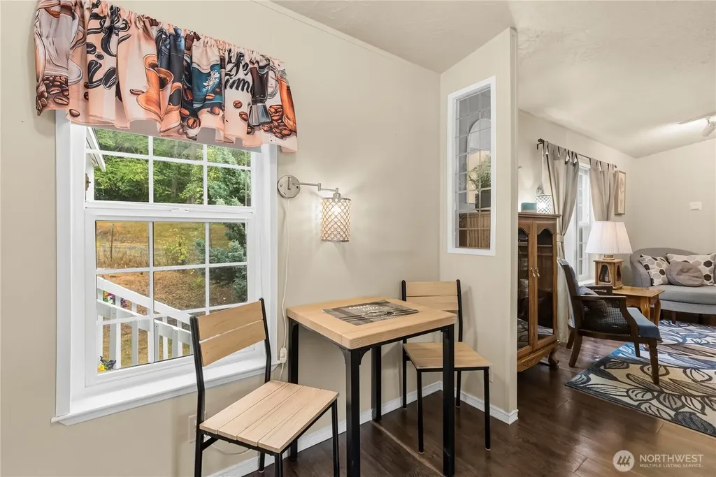 261 E Willow Blue Lane Shelton WA 98584