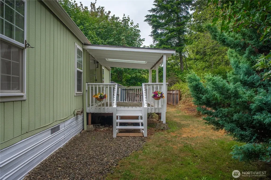 261 E Willow Blue Lane Shelton WA 98584