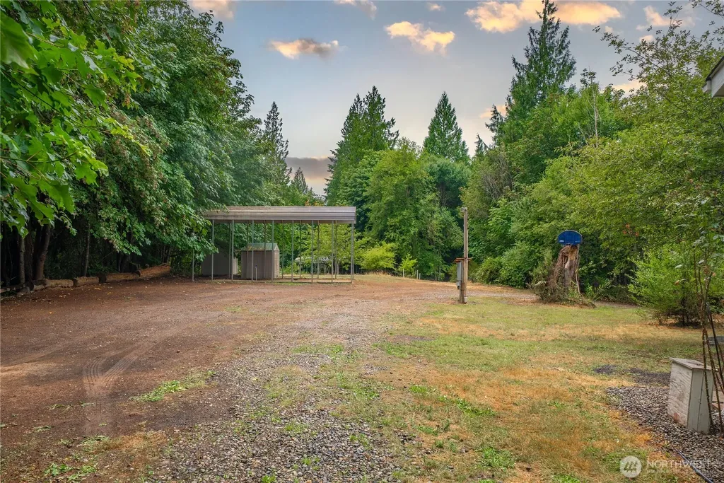 261 E Willow Blue Lane Shelton WA 98584