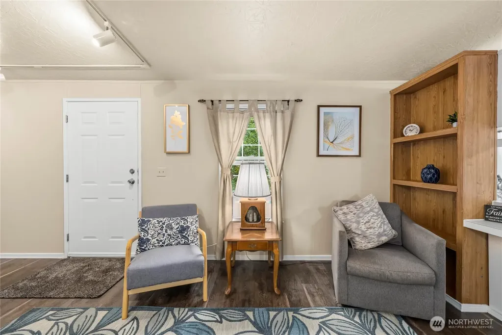 261 E Willow Blue Lane Shelton WA 98584