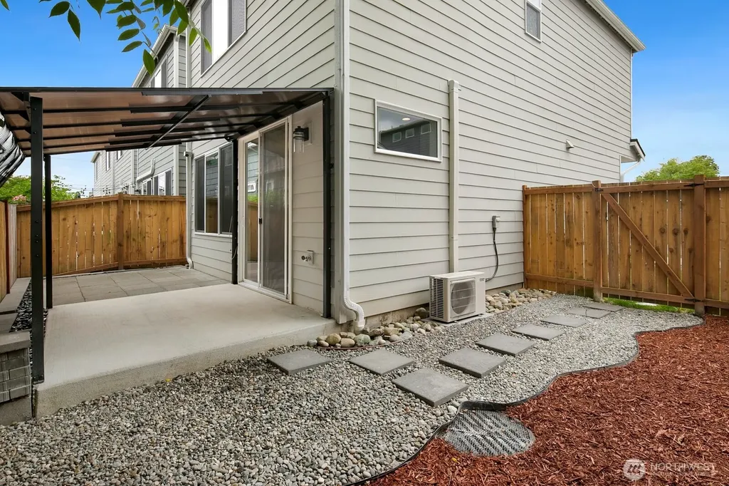 226 N Madison Street Monroe WA 98272