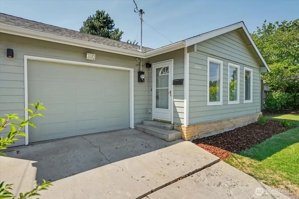 1004 Vista Place Wenatchee WA 98801