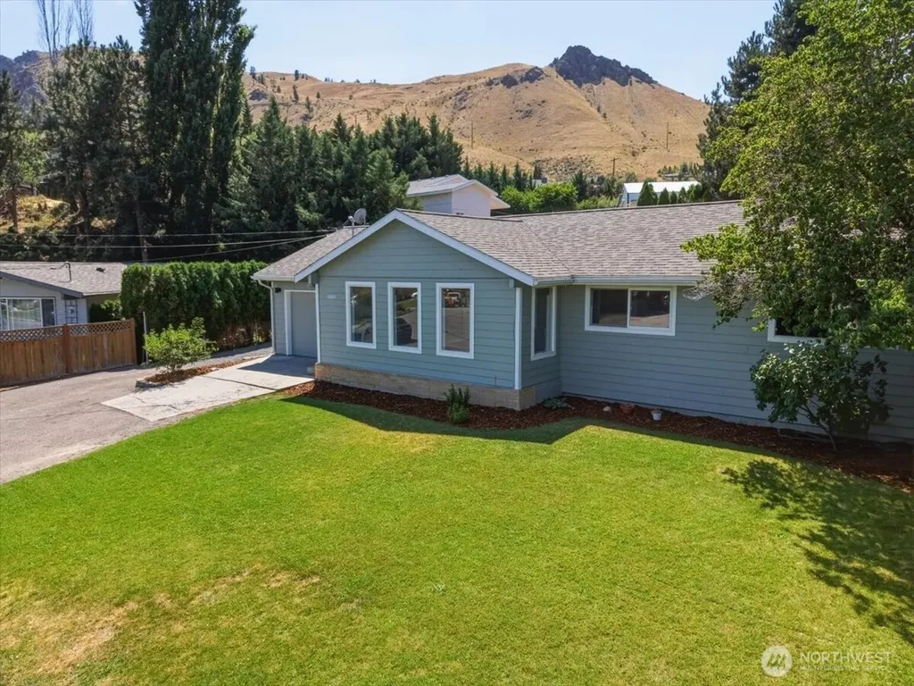 1004 Vista Place Wenatchee WA 98801