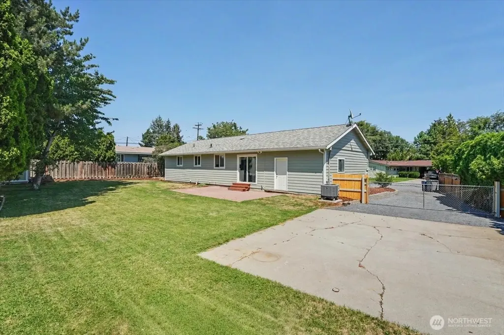 1004 Vista Place Wenatchee WA 98801