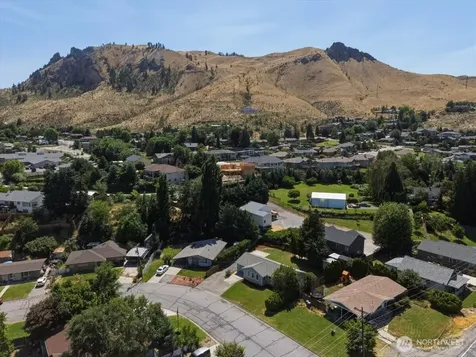 1004 Vista Place Wenatchee WA 98801