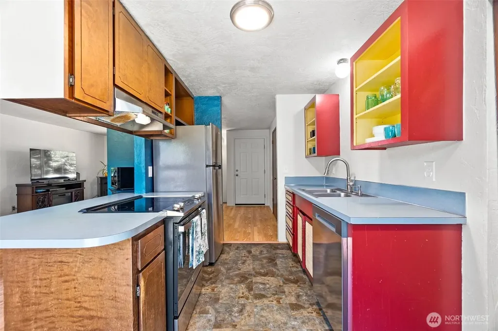 5911 188th Avenue SW Rochester WA 98579
