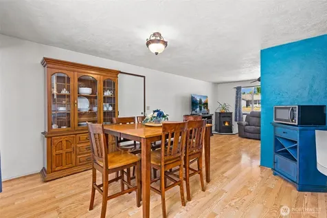 5911 188th Avenue SW Rochester WA 98579