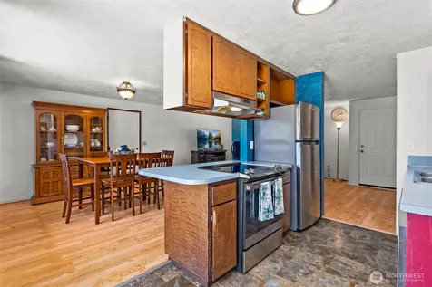 5911 188th Avenue SW Rochester WA 98579