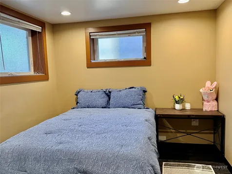 5006 3rd Avenue NW Seattle WA 98107