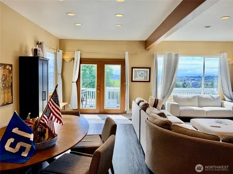 5006 3rd Avenue NW Seattle WA 98107
