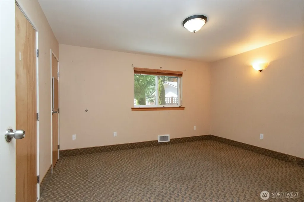 202 Birdsong Lane Port Angeles WA 98362