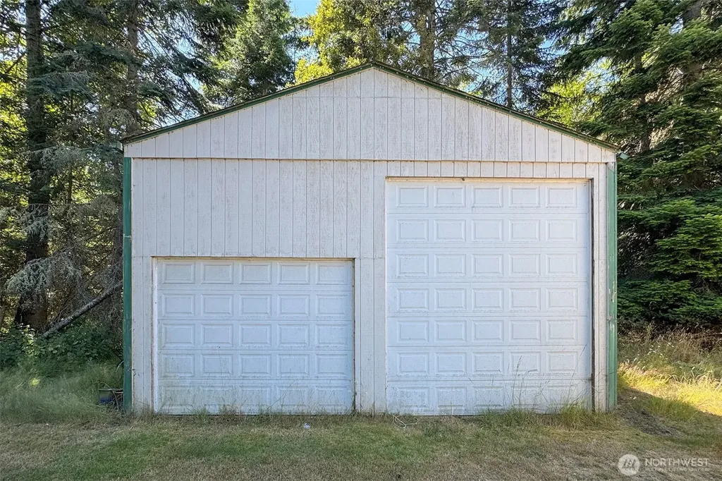 202 Birdsong Lane Port Angeles WA 98362