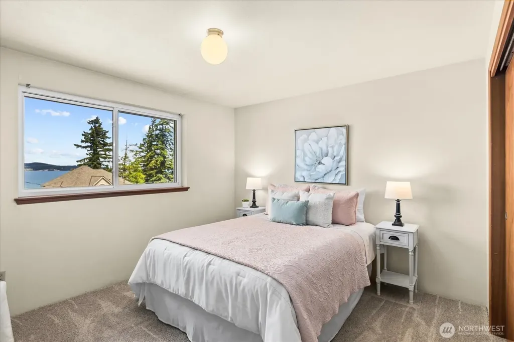 178 Skagit Avenue Camano Island WA 98282