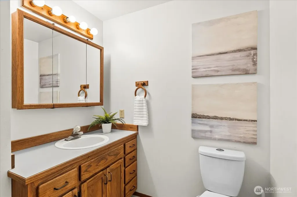 178 Skagit Avenue Camano Island WA 98282