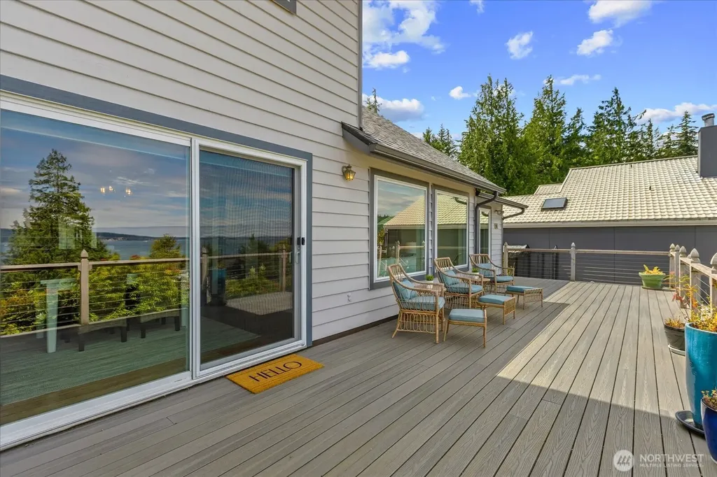 178 Skagit Avenue Camano Island WA 98282