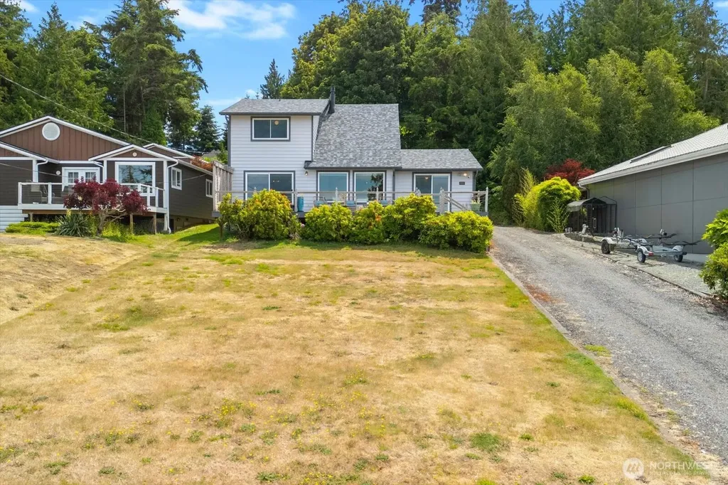 178 Skagit Avenue Camano Island WA 98282