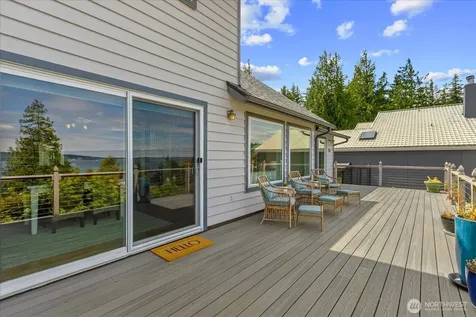 178 Skagit Avenue Camano Island WA 98282