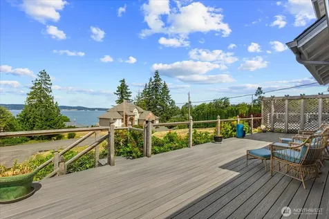178 Skagit Avenue Camano Island WA 98282