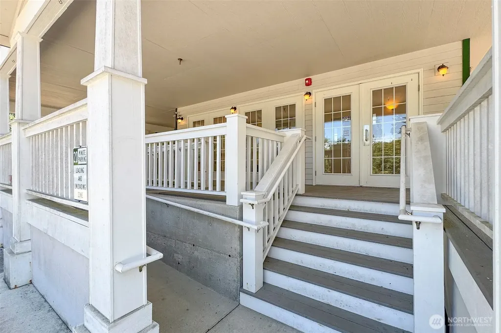 202 Birdsong Lane Port Angeles WA 98362