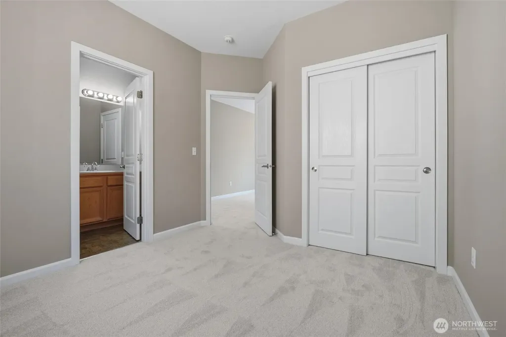 1442 Cottonwood Avenue Fircrest WA 98466