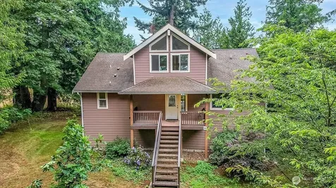 8 W Gedney Way Hat Island WA 98206